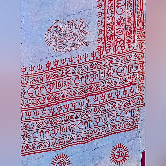 Prayer shawl/cover-up/bedspread Cost plus world market new twin soft rayon wrap - Picture 3 of 15